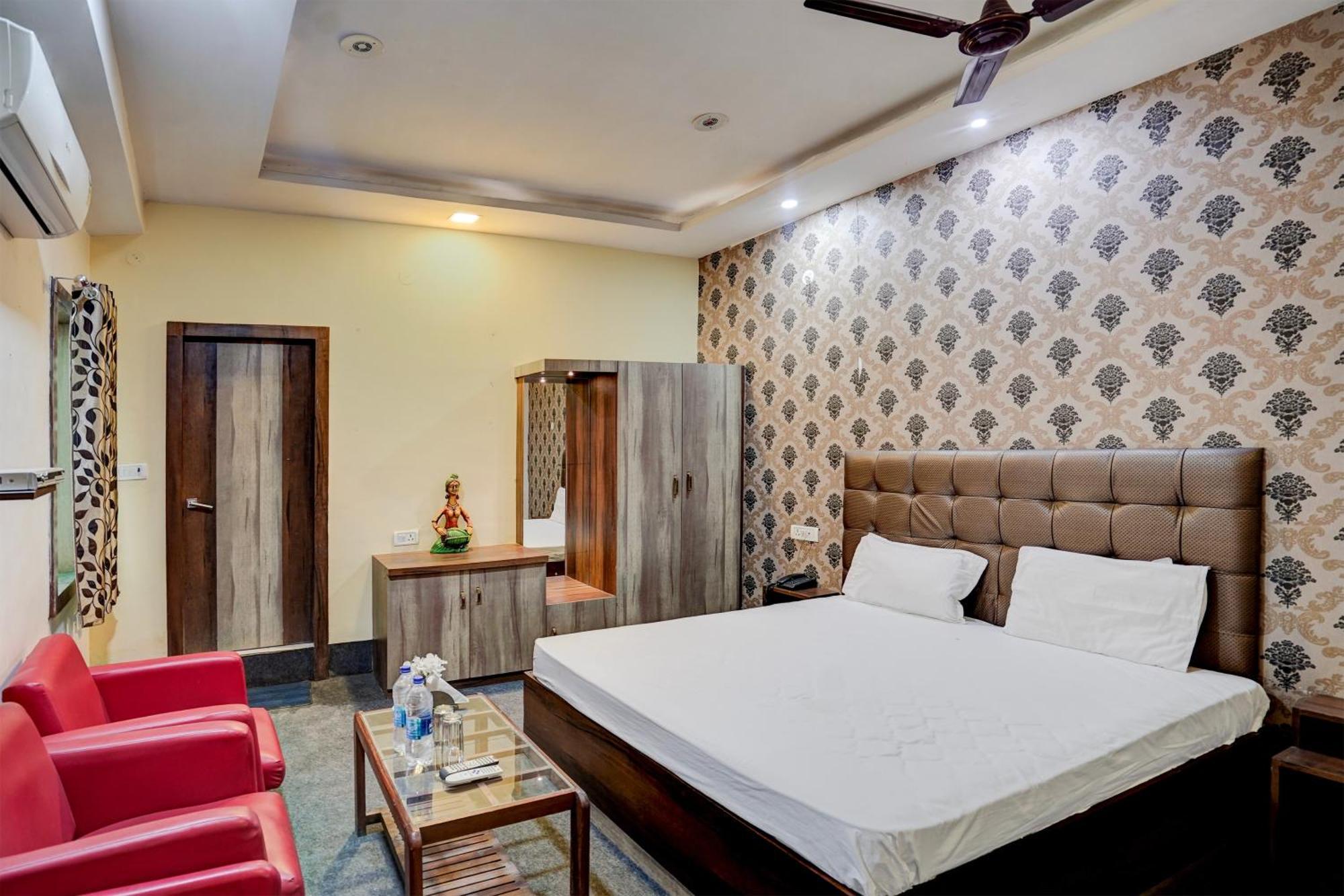 Hotel O Shyam Utsav Mirzapur Экстерьер фото