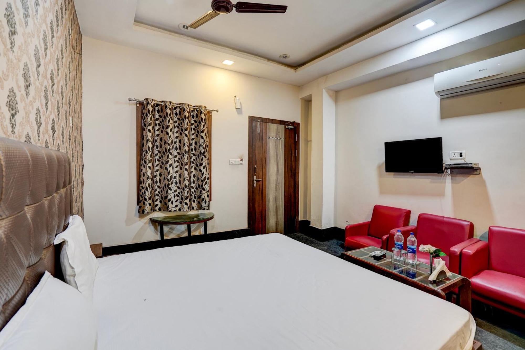 Hotel O Shyam Utsav Mirzapur Экстерьер фото