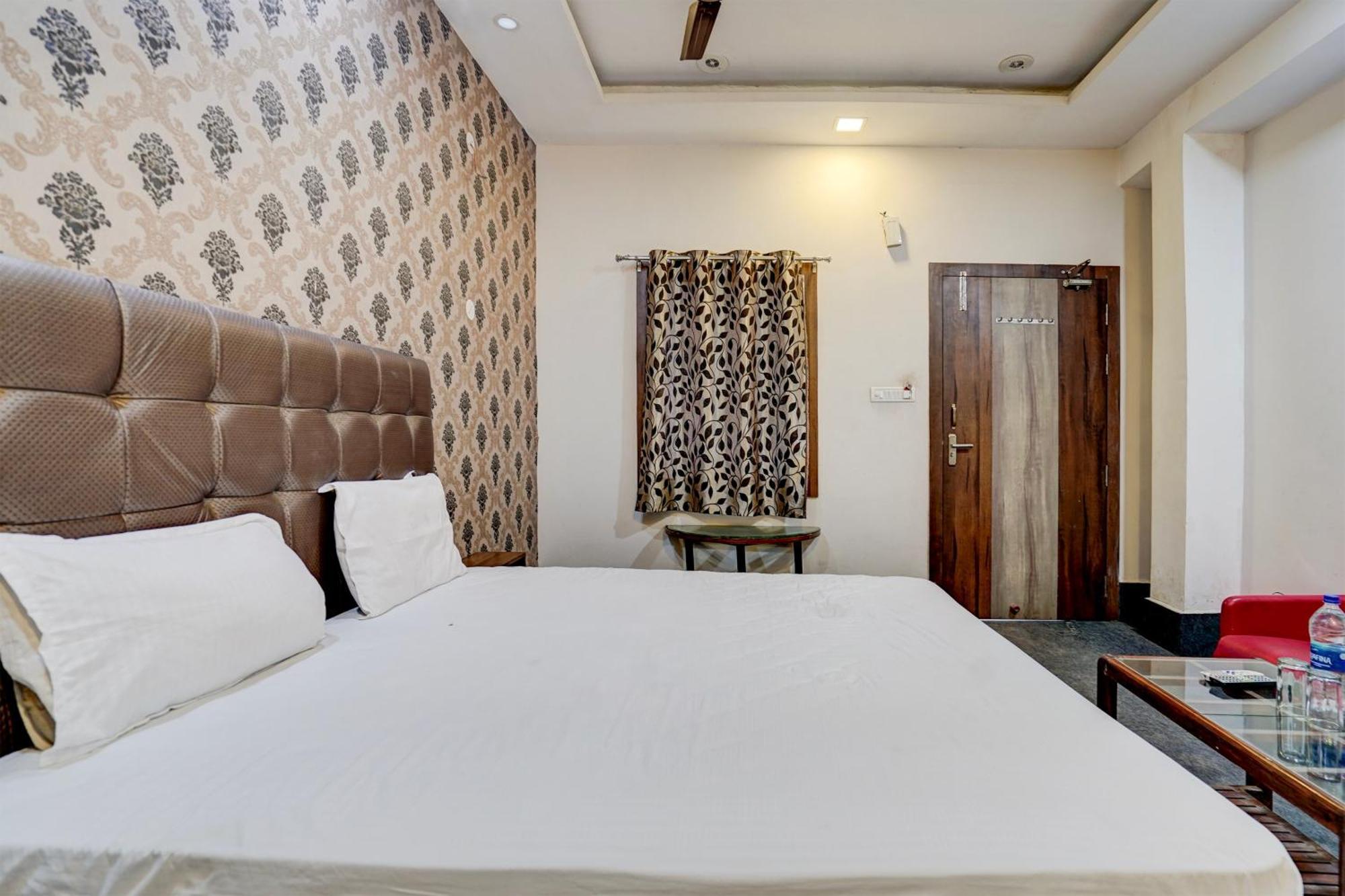 Hotel O Shyam Utsav Mirzapur Экстерьер фото